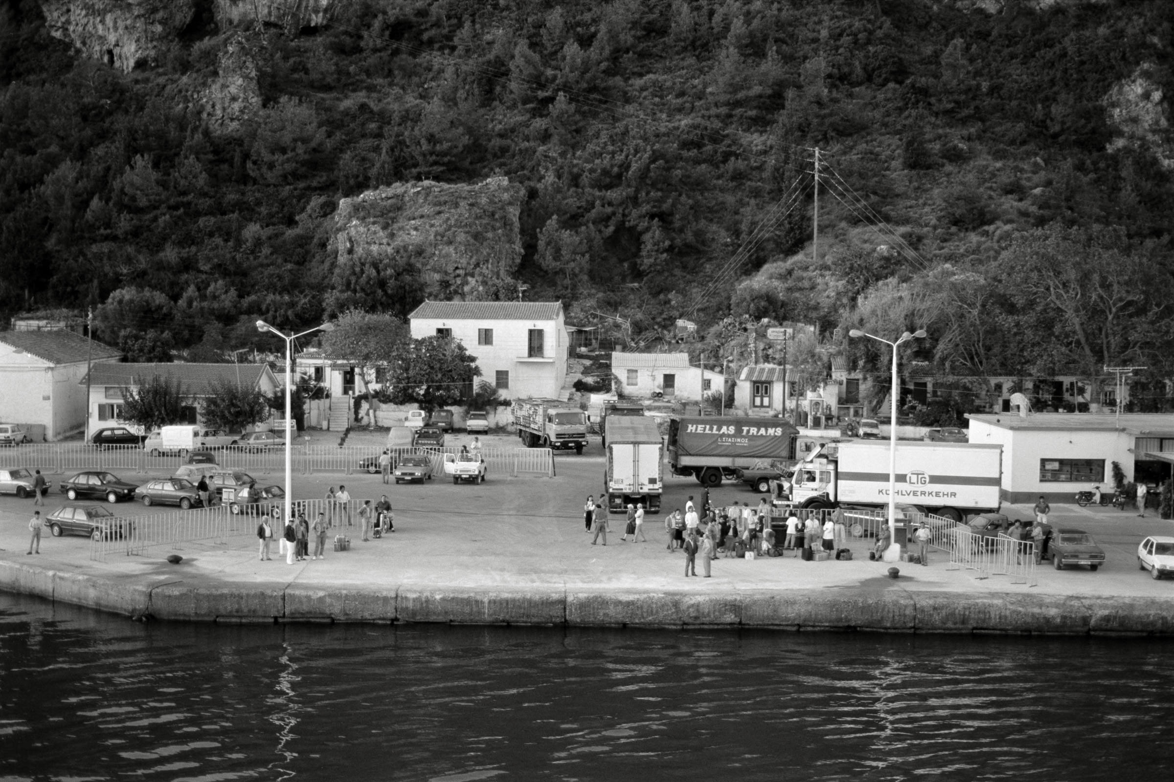 AHP F1991 09 004 sc240914 img08 NLP